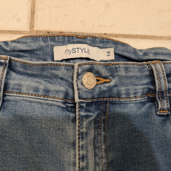 🌼 5 For 20$ 🌼Mystyle jeans - Picture 3 of 5
